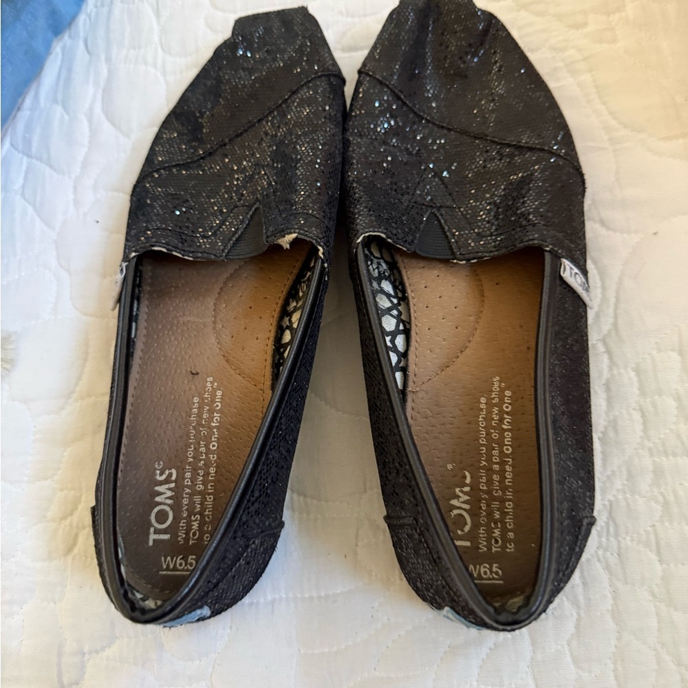 TOMS Women's Sparkling Black Loafers